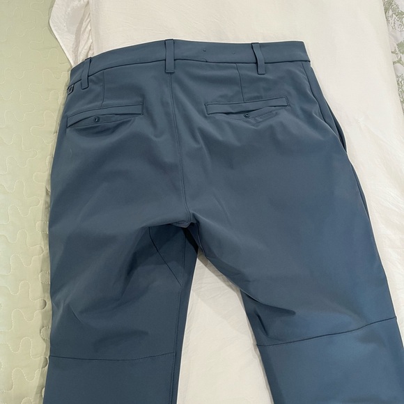Lululemon ABC Classic Fit Men pants - Picture 5 of 5